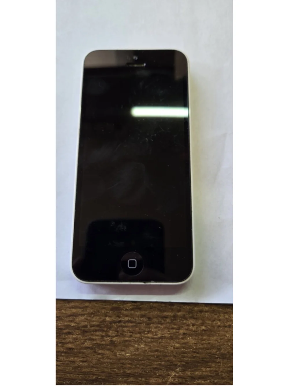Apple iPhone 5c - 16GB - White (locked)
